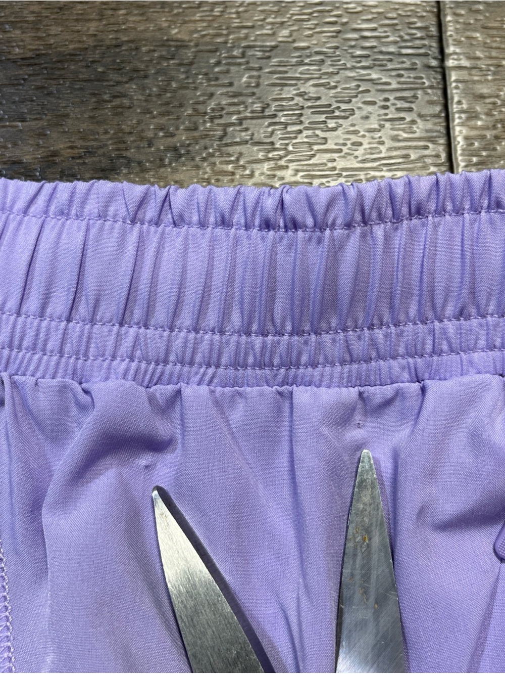 Alo Yoga Stride Shorts Womens Medium Purple Lined Athletic Running Elastic Waist - Picture 10 of 11